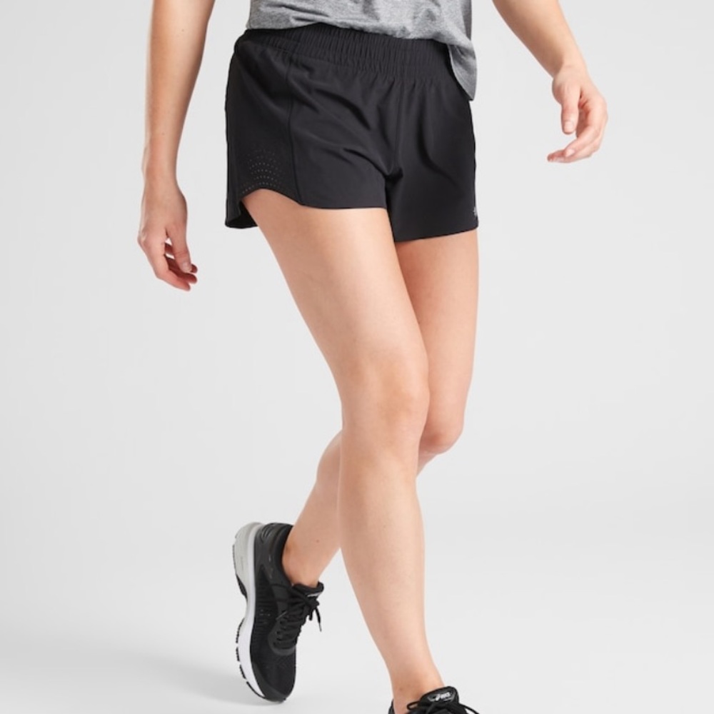 Athleta Hustle 3” Short